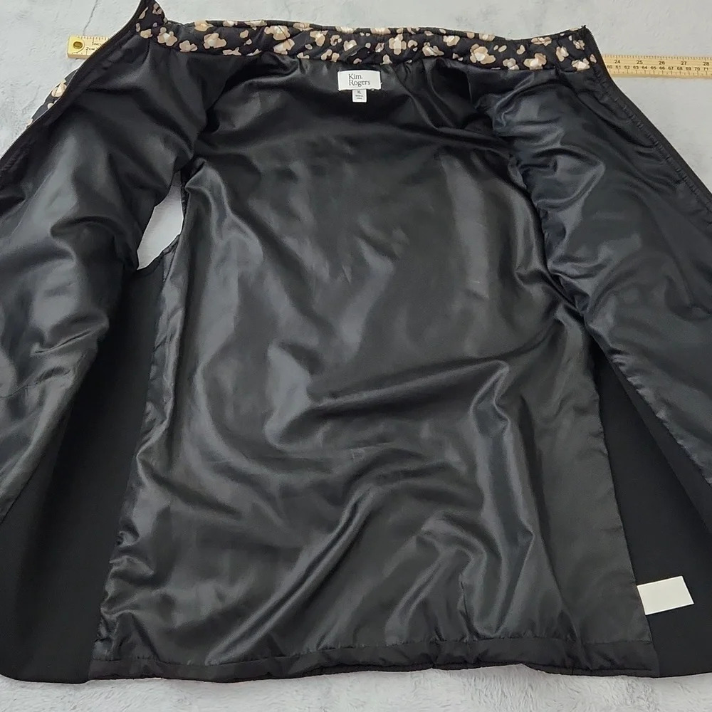 Kim Rogers animal print XL Strech vest - Picture 10 of 16